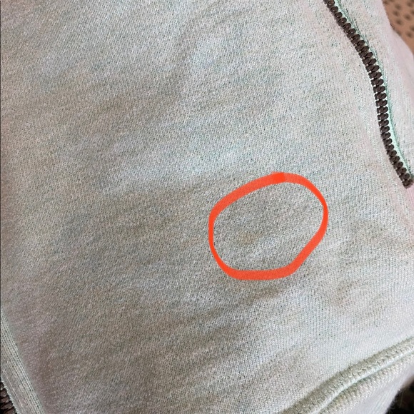 Lululemon zip up hoodie size 6 - Picture 4 of 4